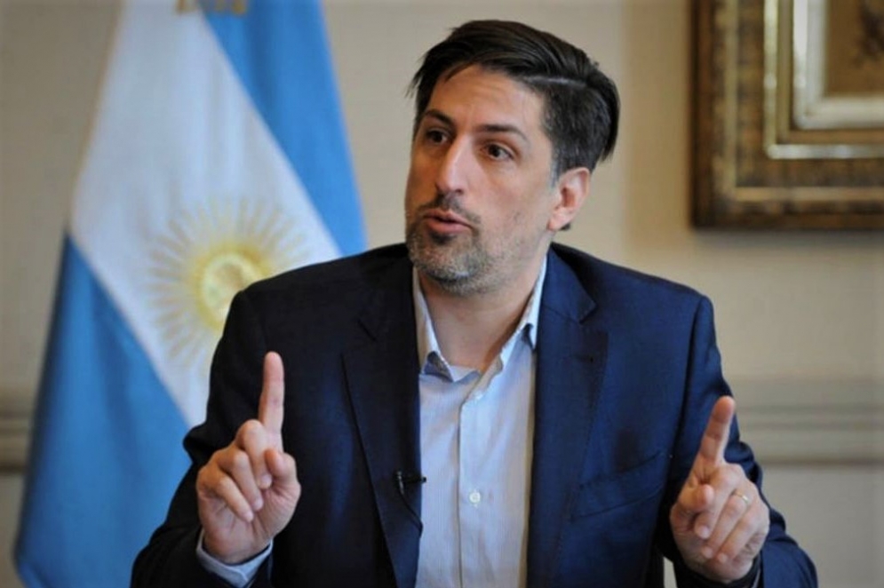 Nicol&aacute;s Trotta, ministro de Eduaci&oacute;n nacional. 