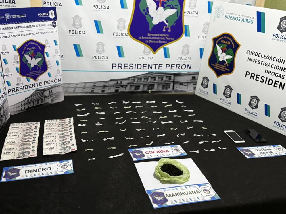 La droga secuestrada por la polic&iacute;a. 