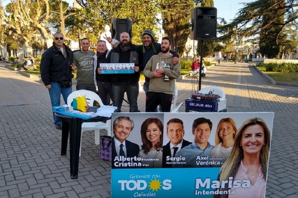 Los representantes gremiales en la mesa del Frente de Todos. 