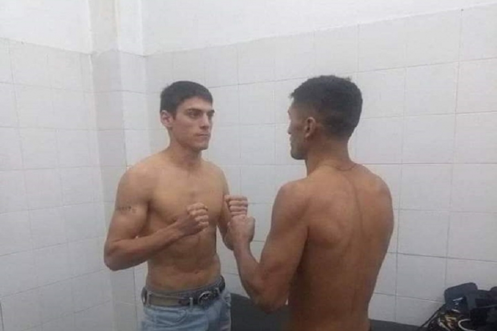 'Chaito' Daneff (de jean), tras el pesaje.