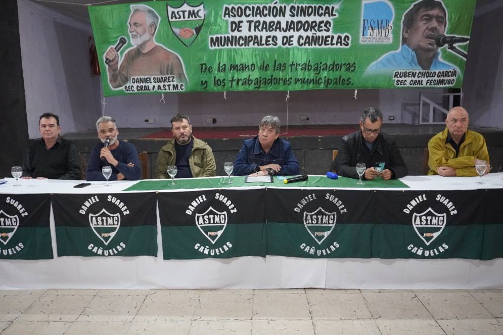 Todos los Municipales de la provincia se hicieron presente en Ca&ntilde;uelas.