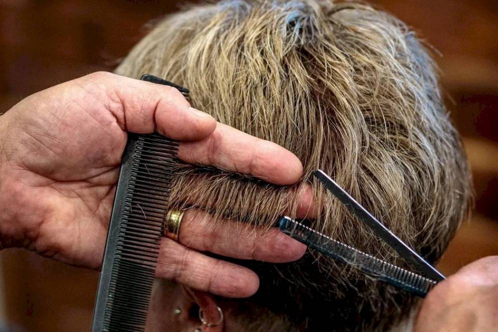 Atender&aacute; por orden de llegada. 