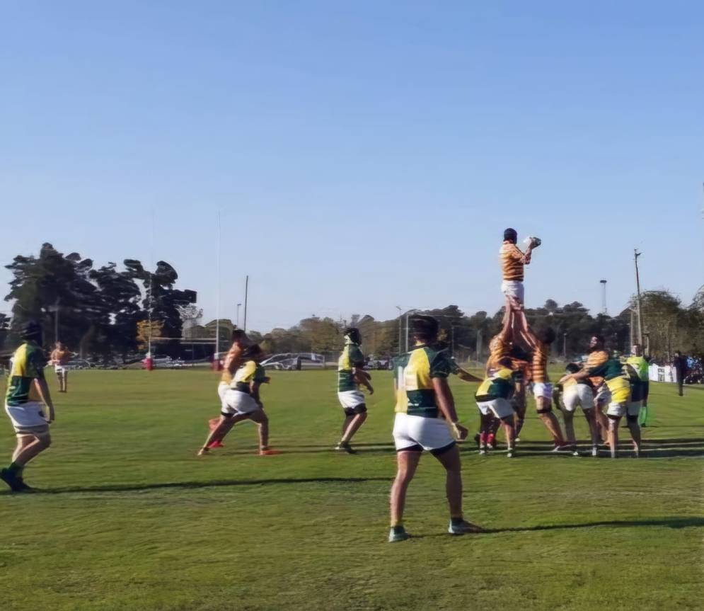 Mercedes, en lo m&aacute;s alto de la tarde.