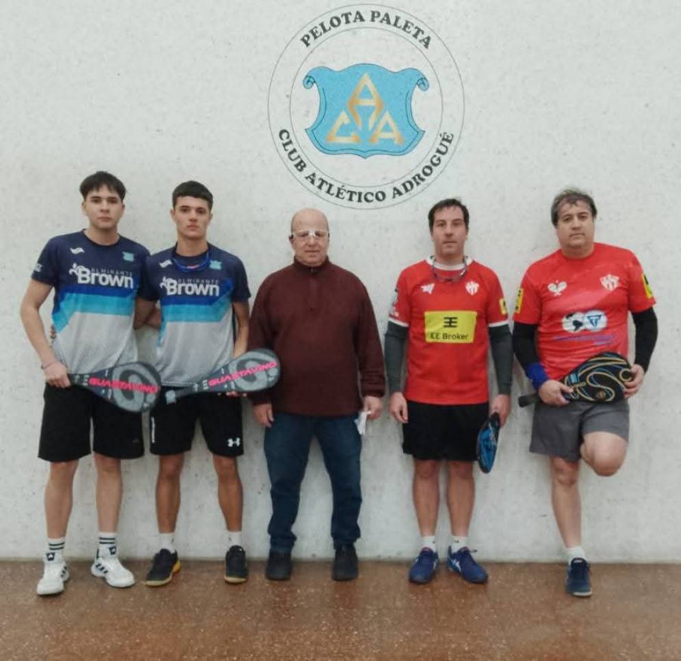 Bellagamba y Pais, la yunta albirroja en Adrogue.