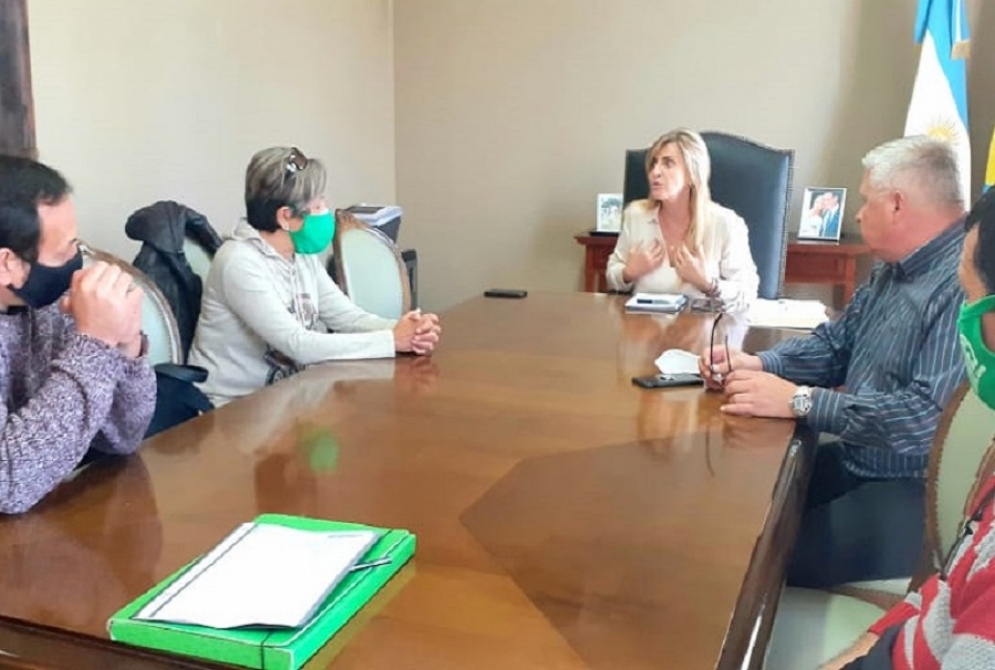 Fueron recibidos este lunes por la intendenta Marisa Fassi .