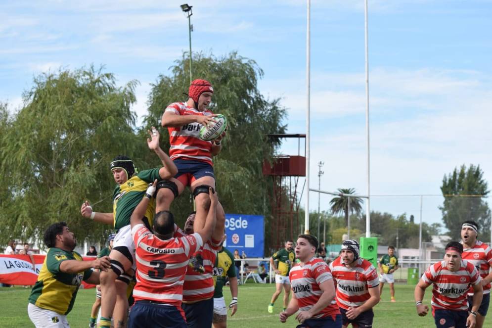 Gan&oacute; el derby y subi&oacute; a lo m&aacute;s alto de la tabla.
