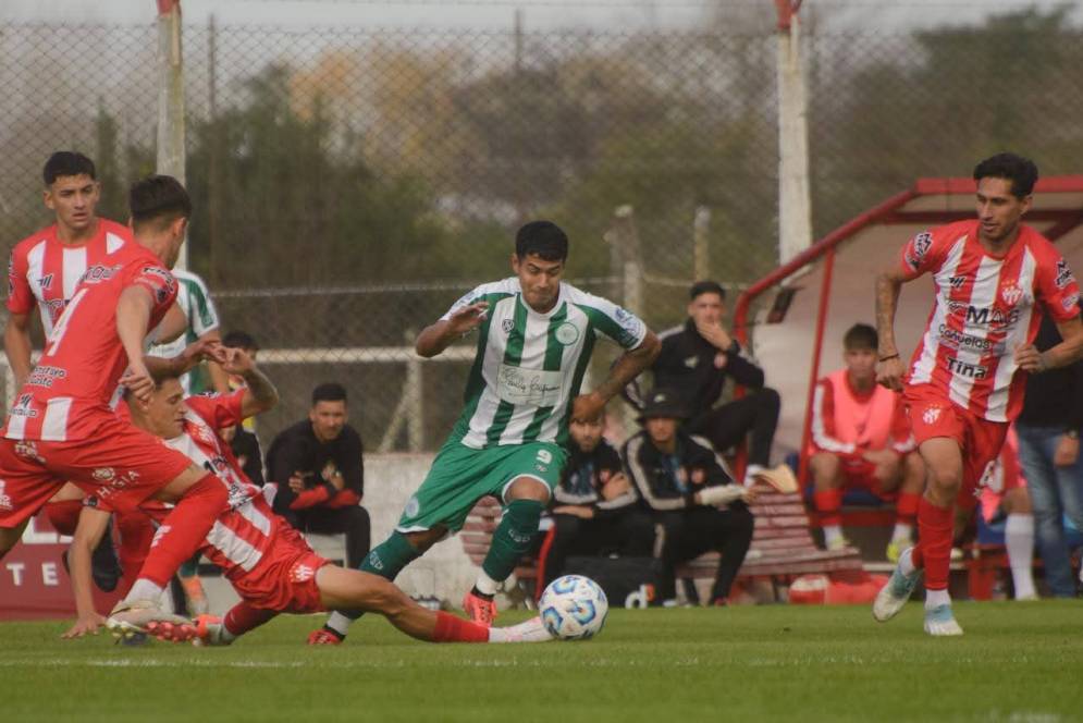 Se puso pierna fuerte. Ph: redes Camioneros.