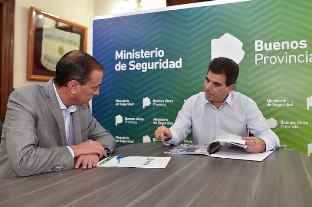 Arrieta confirm&oacute; que llam&oacute; al ministro Ritondo por las entraderas en Ca&ntilde;uelas. 