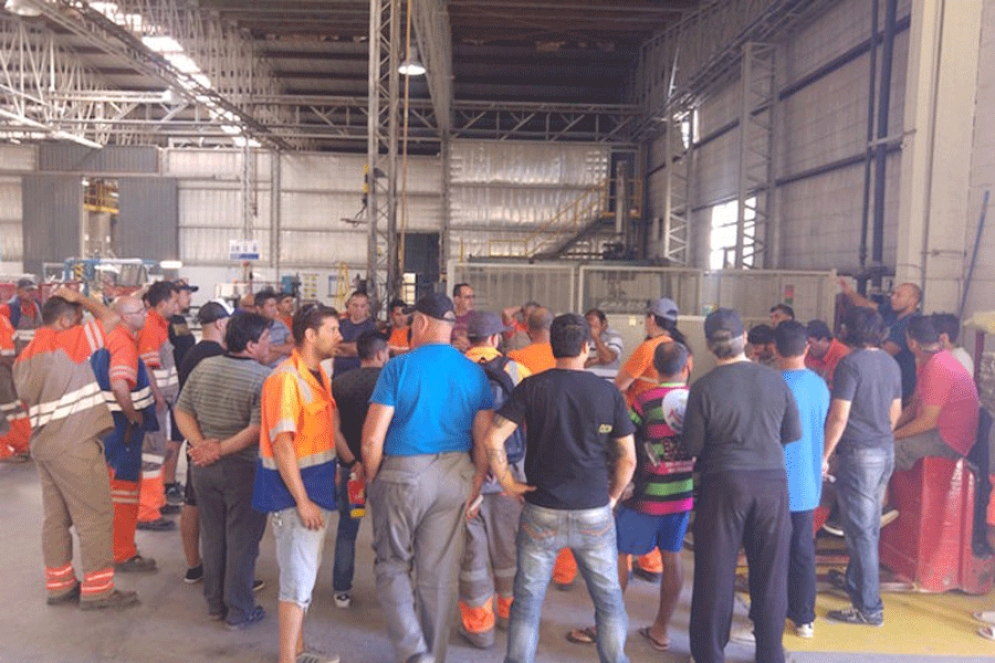 "Este gobierno le hace la guerra a los trabajadores"