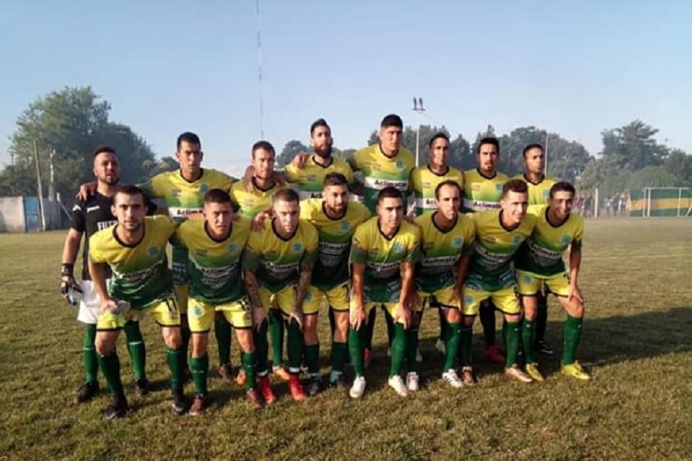 El equipo con el que sali&oacute; a jugar Uribe. 