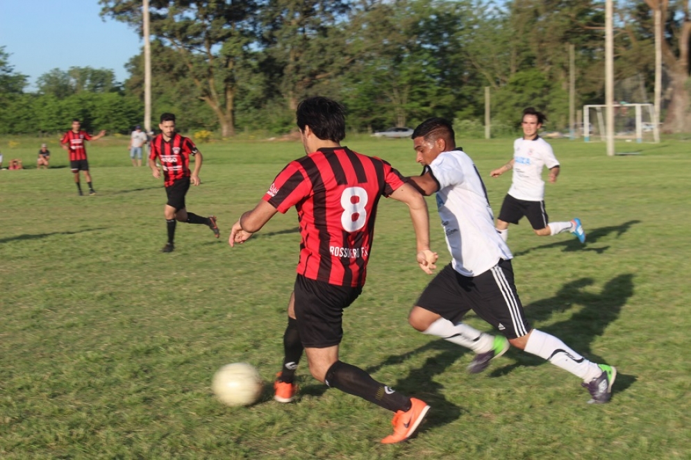 Alan D&iacute;az, de Rossonero.