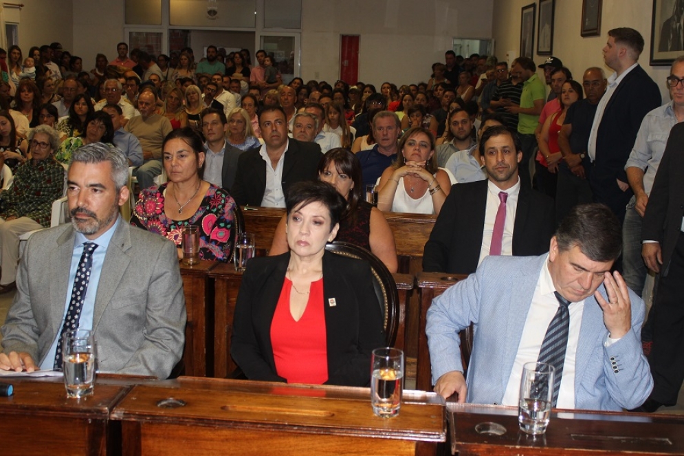 El bloque de concejales de Juntos por el Cambio. 