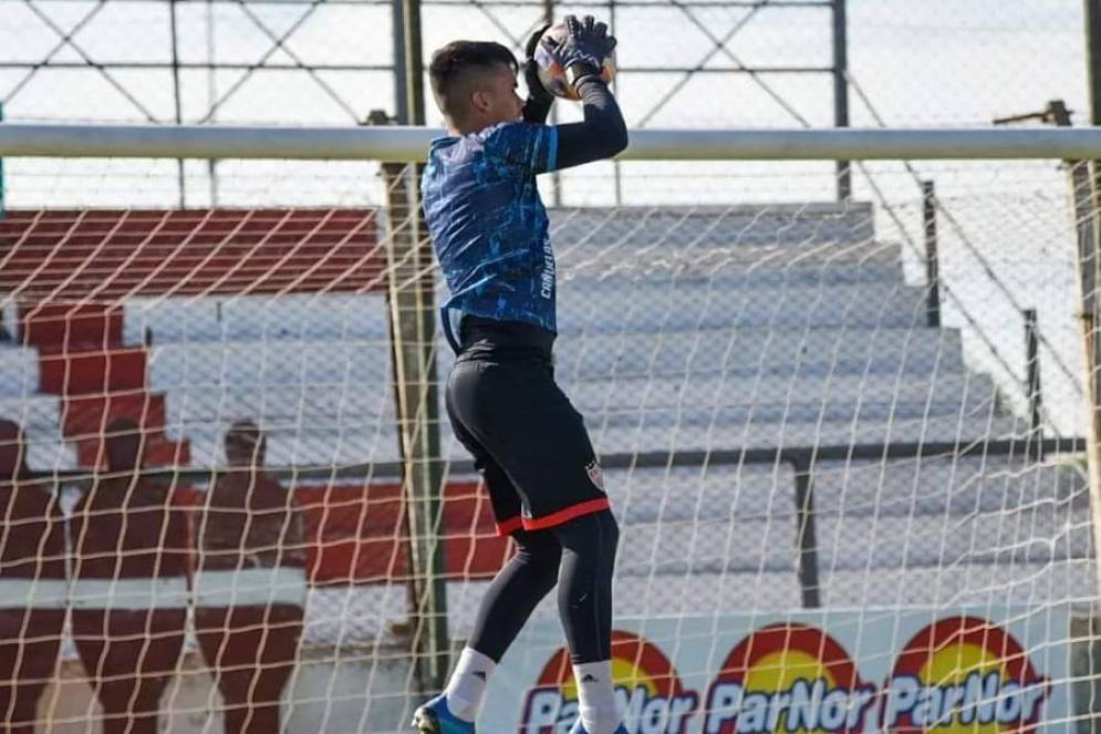 Nocetti contuvo un penal y le anotaron de rebote. Ph: foto archivo&nbsp;prensa&nbsp;CFC