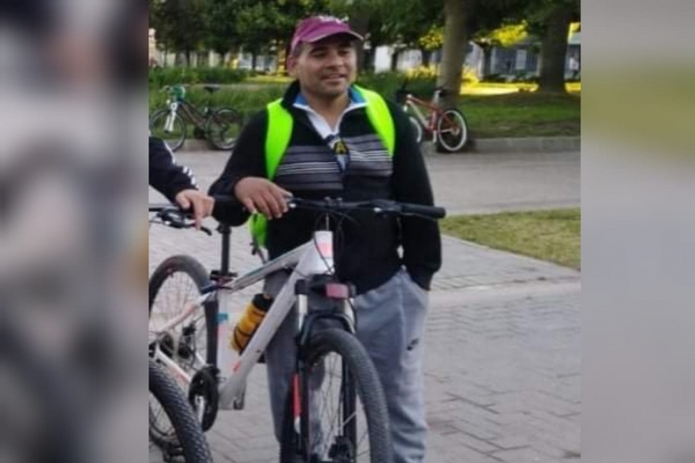 La bici blanca de Dom&iacute;nguez.