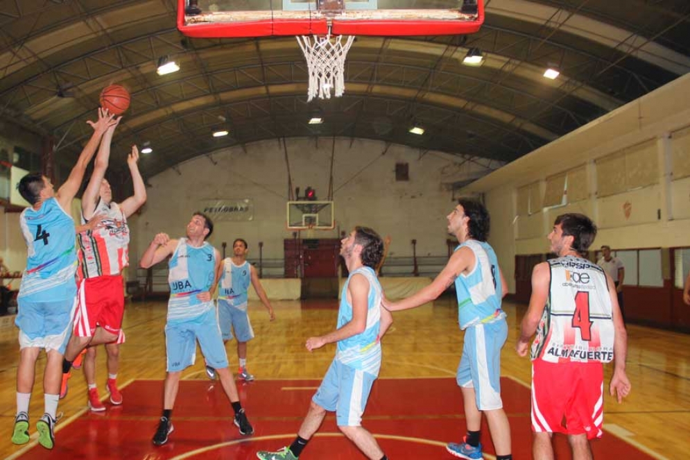 El CFC aplast&oacute; al representativo de la UBA. 
