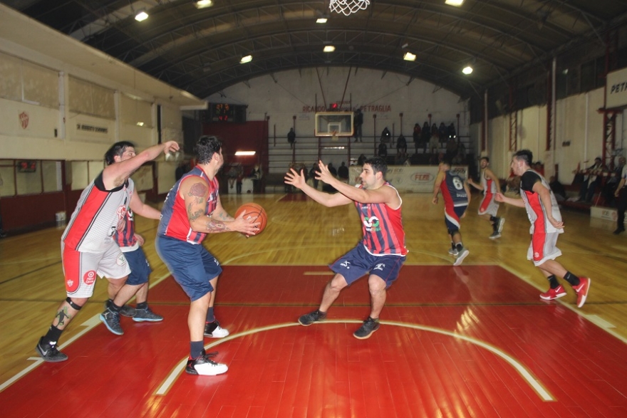 Ca&ntilde;uelas perdi&oacute; 63-61 ante Burzaco