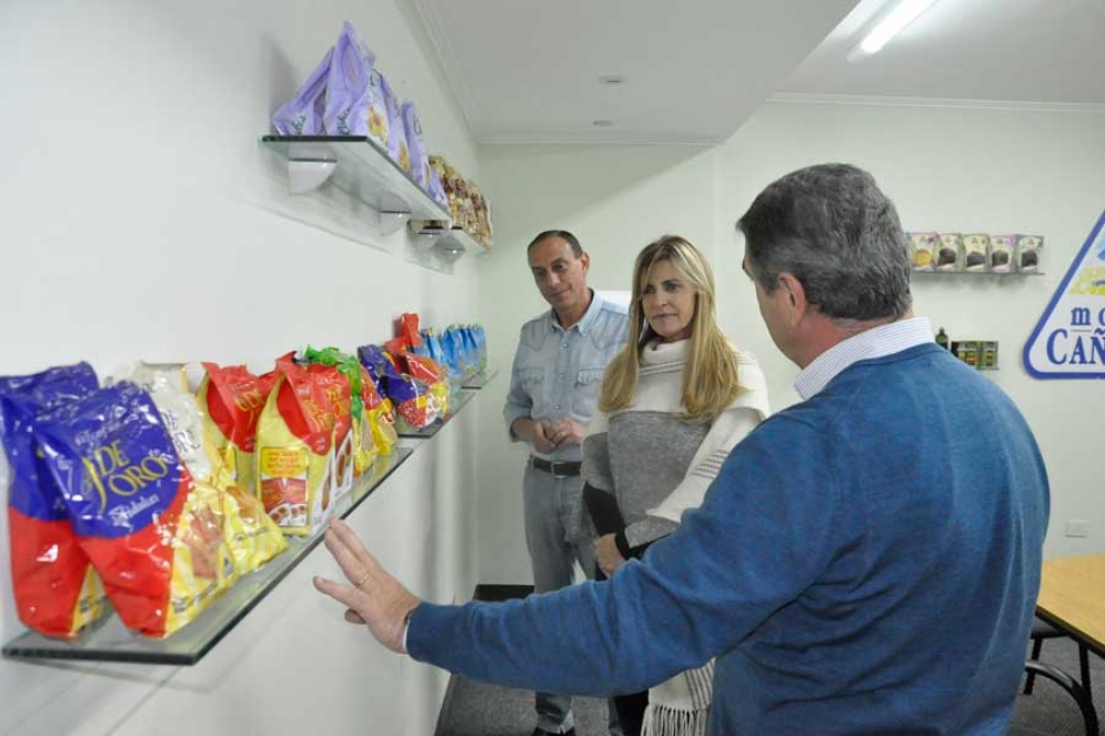 Autoridades municipales y nacionales visitaron el Molino Ca&ntilde;uelas