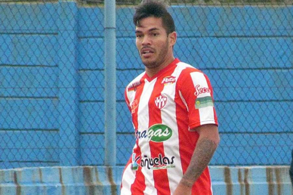 Celso Baez, &iquest;uno de los "castigados" de la derrota con Armenio?