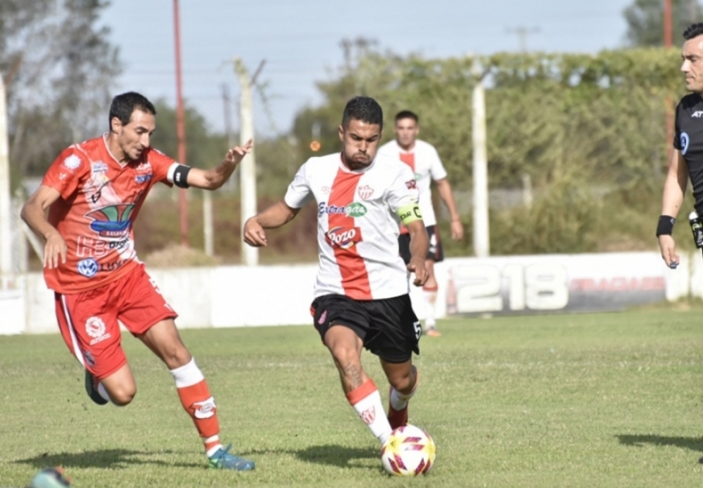 Franco Quinteros jugando para el "tambero".