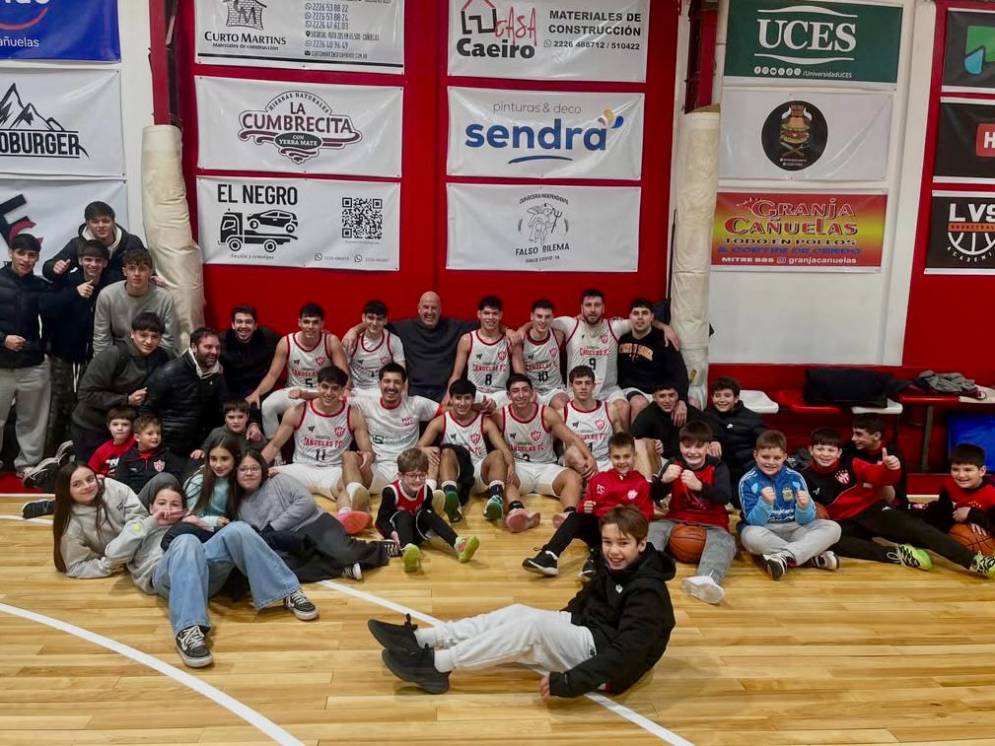 La foto del final, luego de un cierre emocionante.