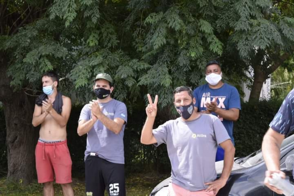 Integrantes de Atilra durante el conflicto en Udaondo. 