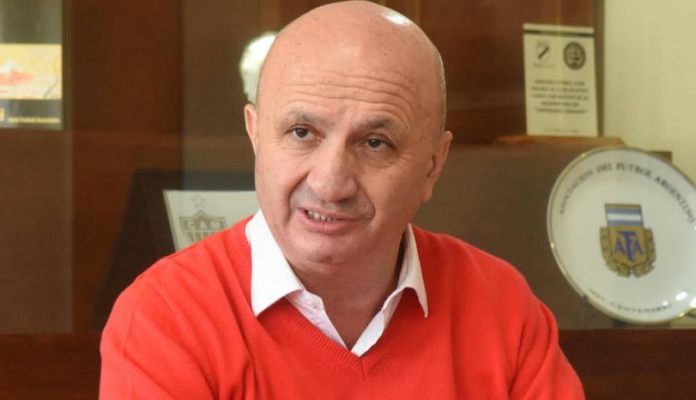 Fue entrevistado por Enzo Peralta en la ma&ntilde;ana de la radio l&iacute;der.