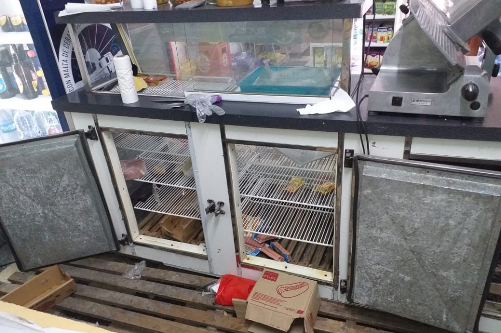 La heladera qued&oacute; pr&aacute;cticamente vac&iacute;a.