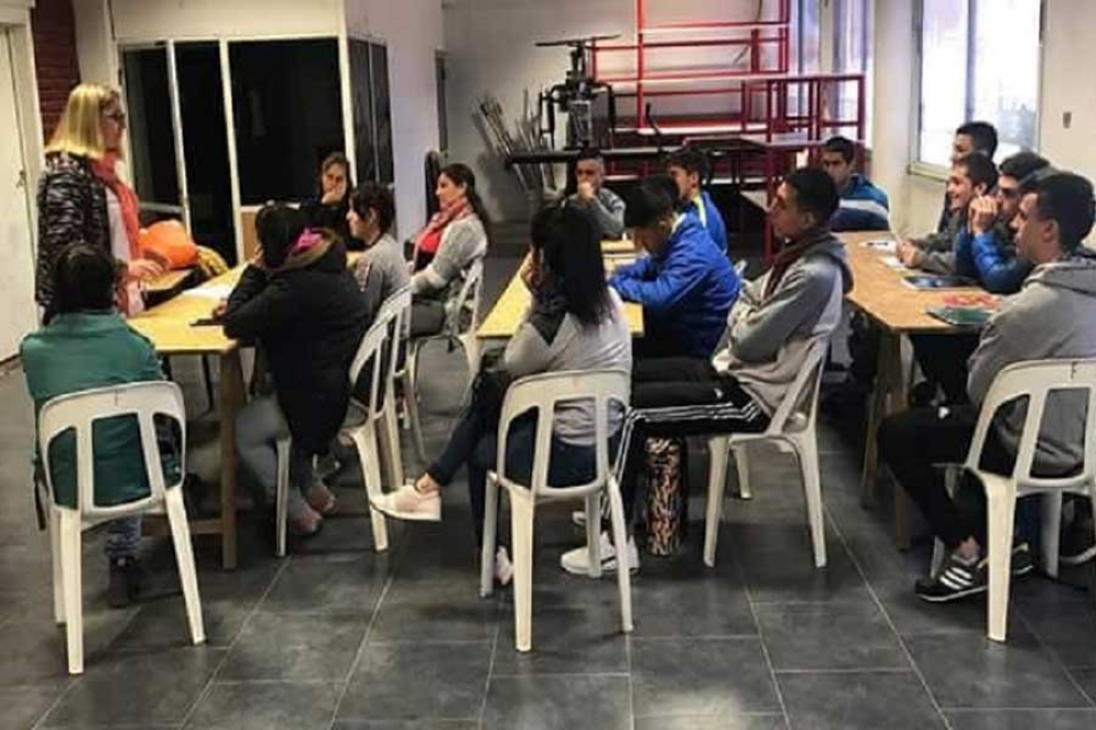 Comenz&oacute; a dictarse FINES en el CFC